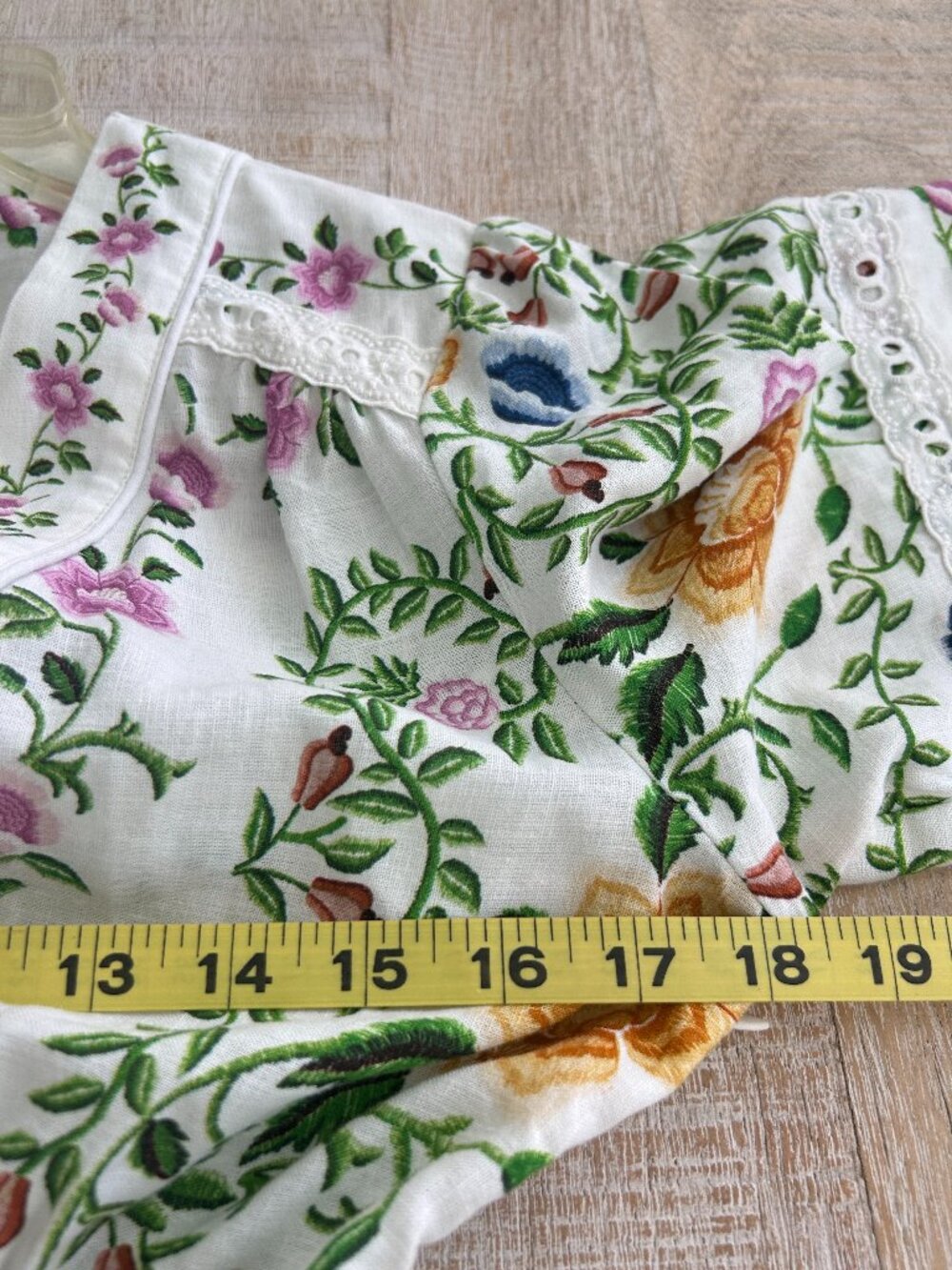 Farm Rio Folk Floral Linen Blend White Short-Sleeve Wide-Leg Jumpsuit Small NWT - Picture 13 of 16